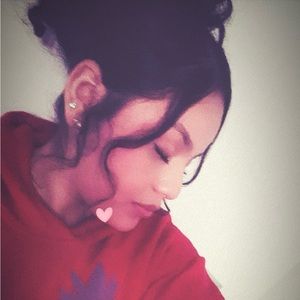 Meet your Posher, Kelly